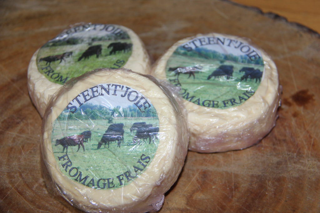 Fromages Ferme Hennion - Présentation des fromages fabriqués à la ferme